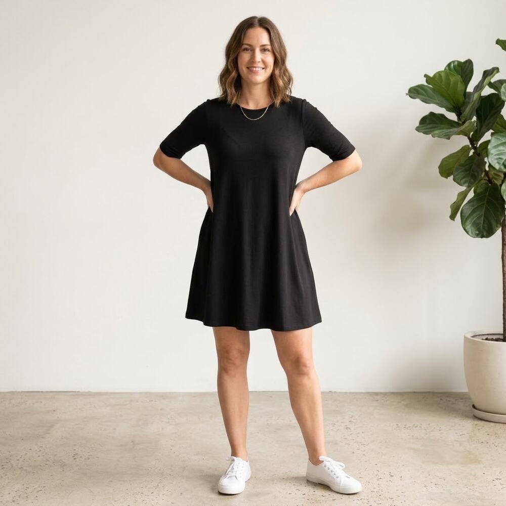Old Navy Black Short-Sleeve Swing T-Shirt Dress Size L EUC